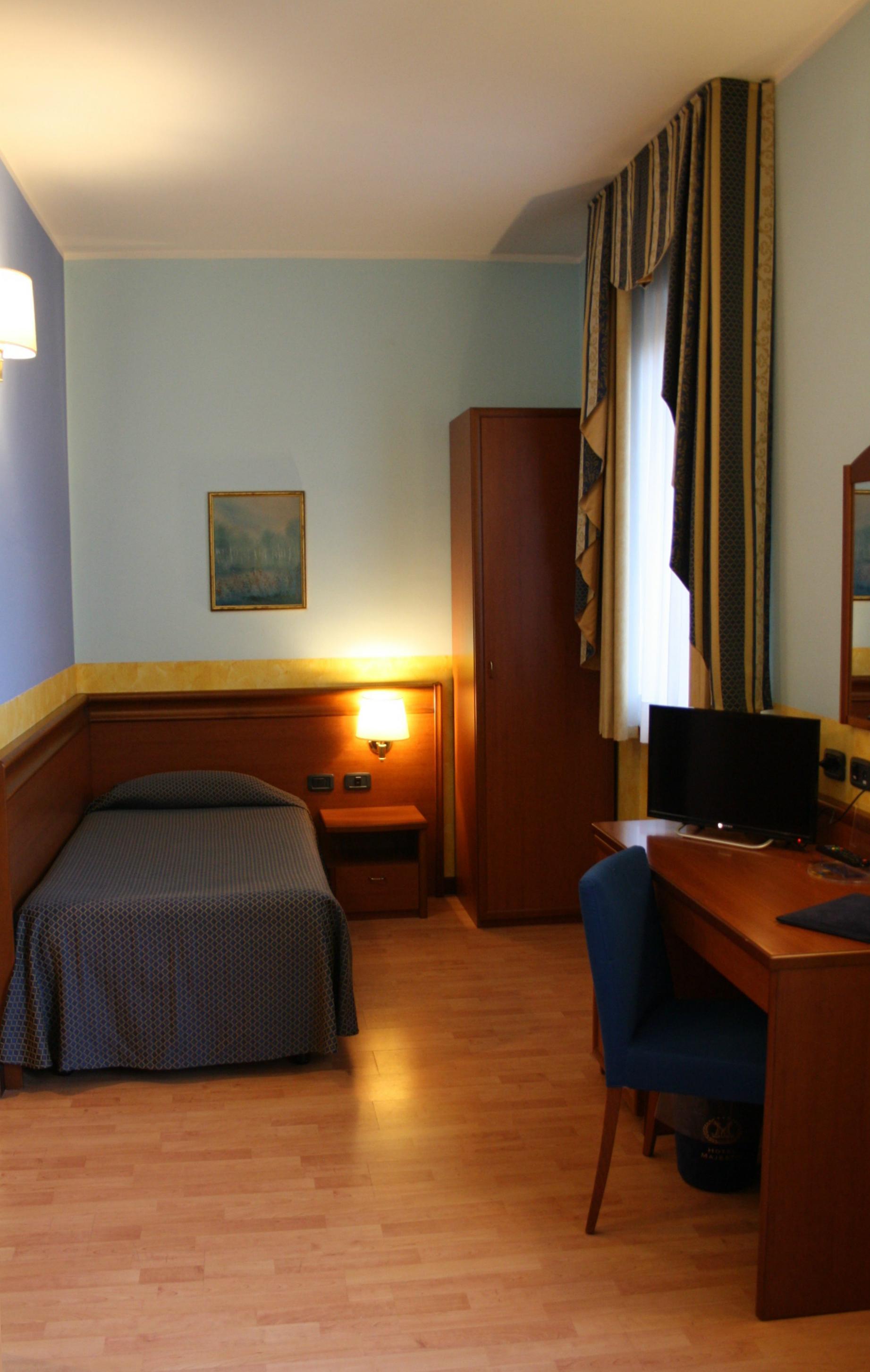 Hotel Majestic San Giuliano Milanese Kültér fotó