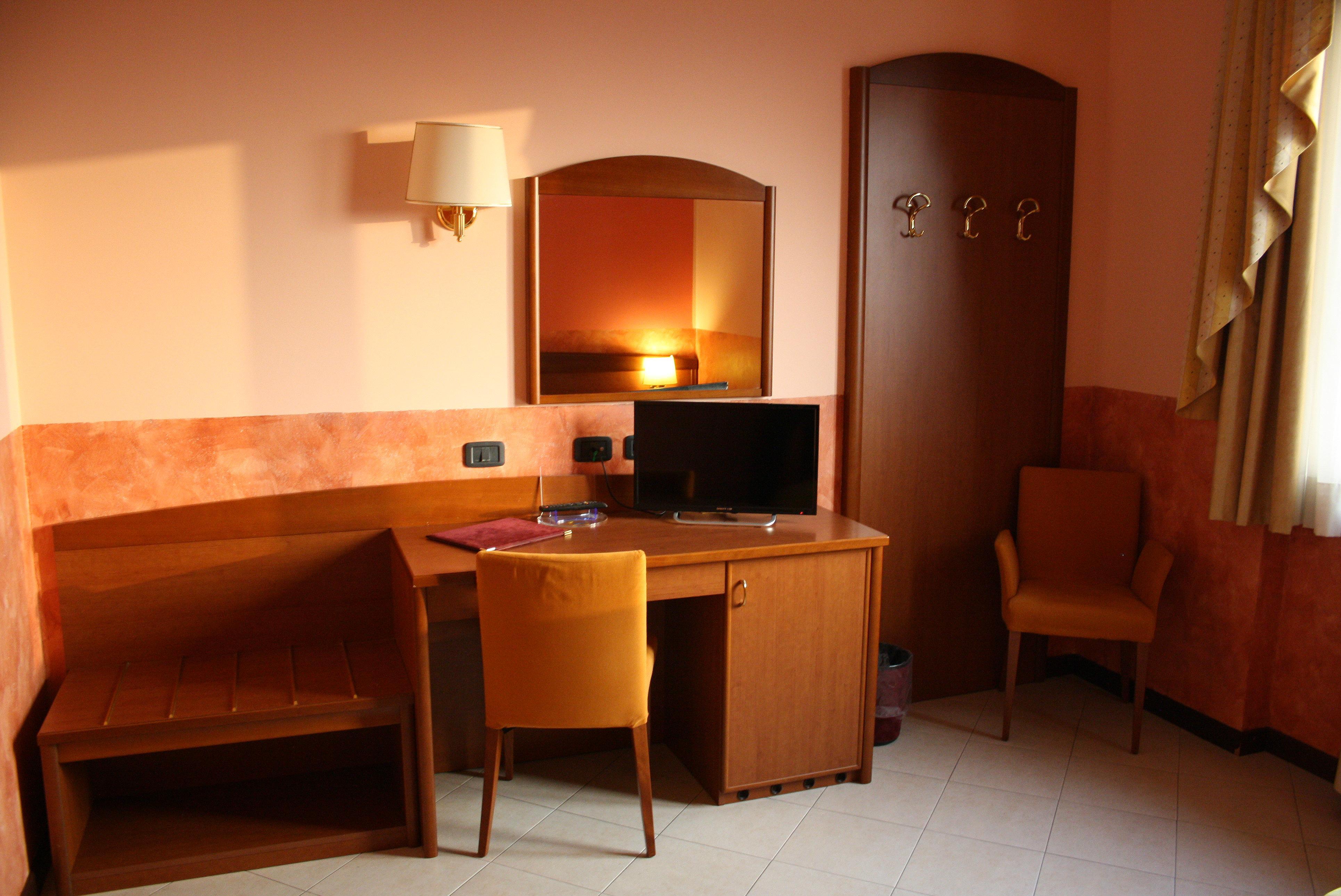 Hotel Majestic San Giuliano Milanese Kültér fotó