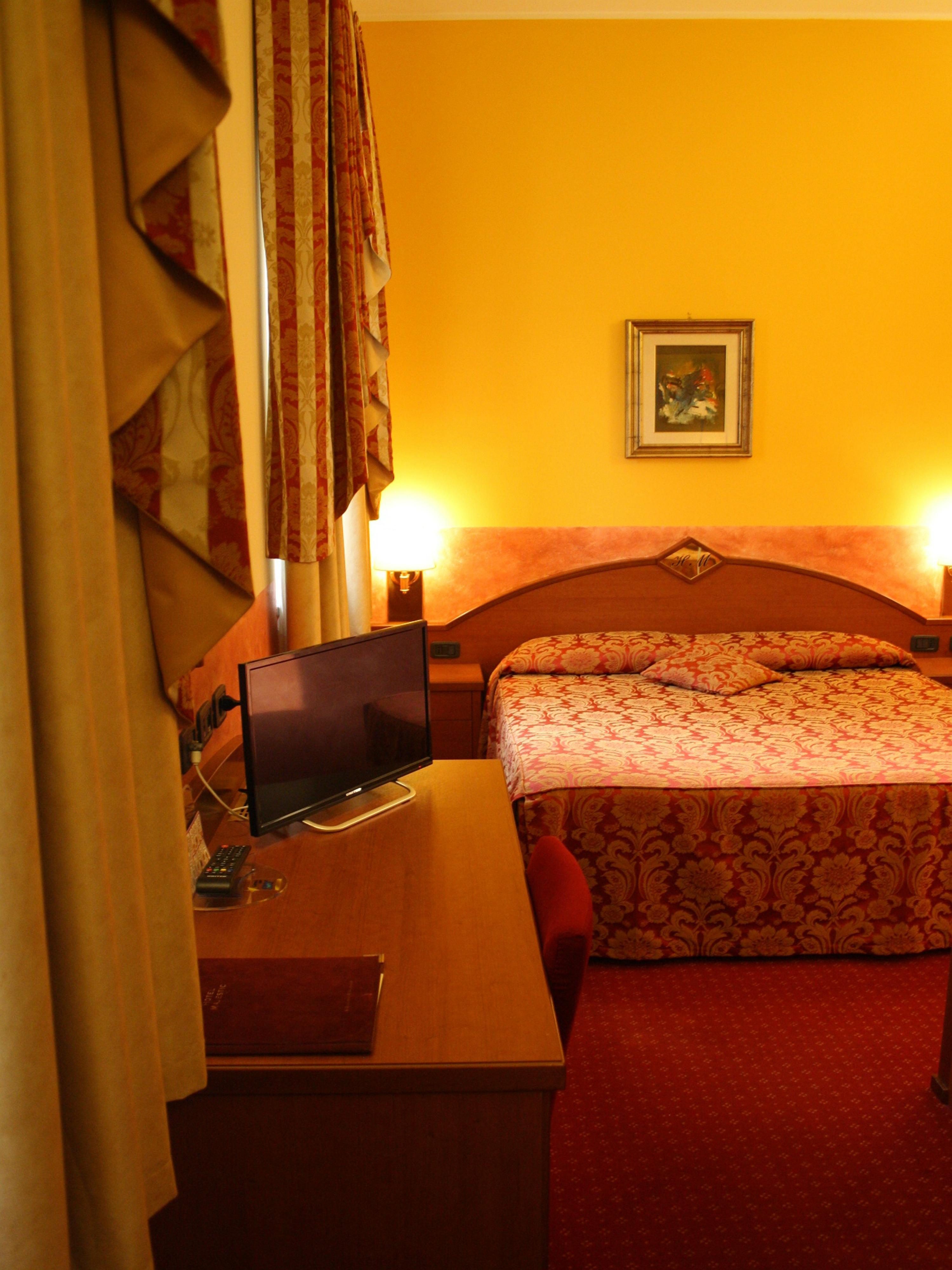 Hotel Majestic San Giuliano Milanese Kültér fotó